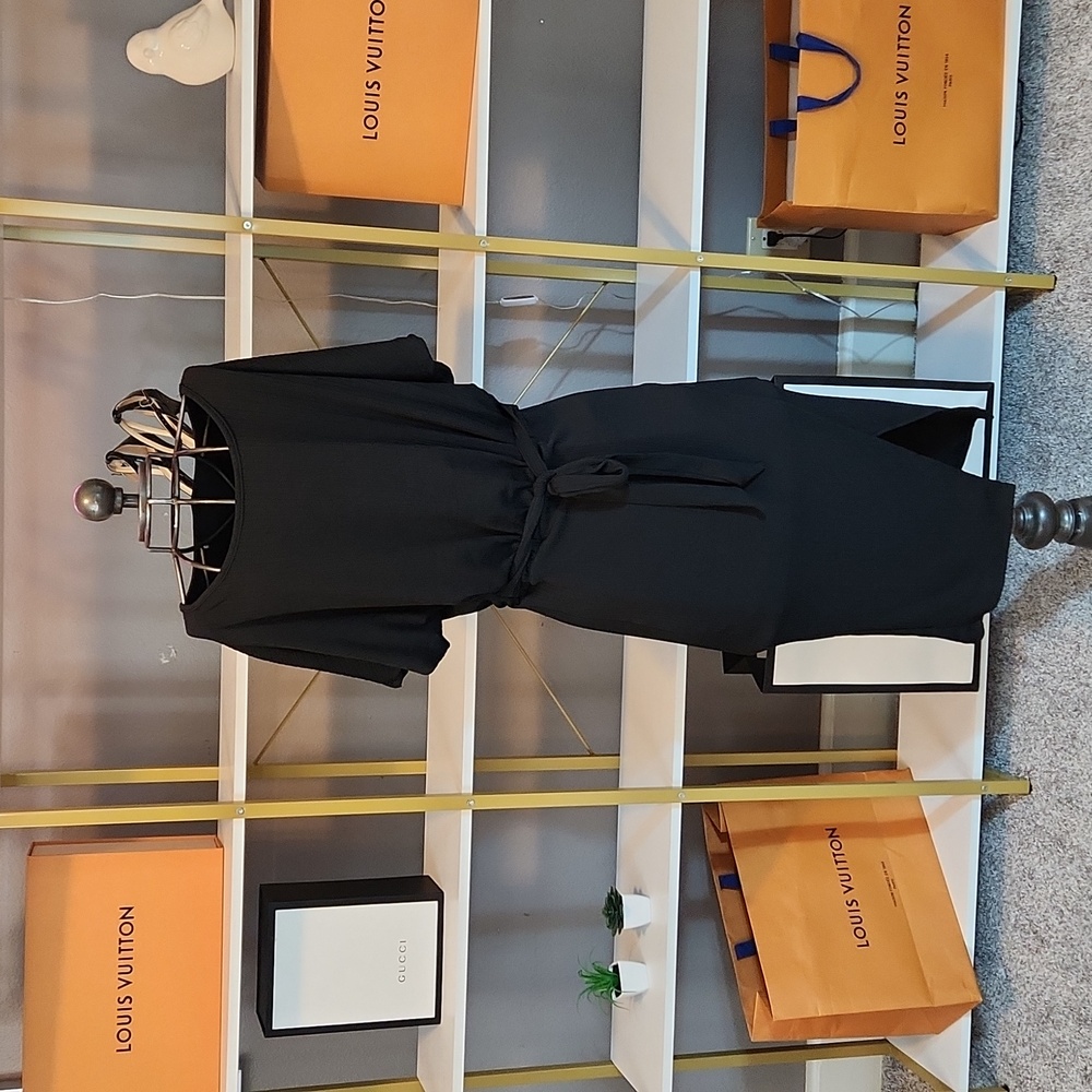 Elegant Black Midi Dress
